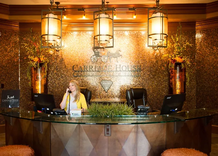 Hotel Carriage House 3*