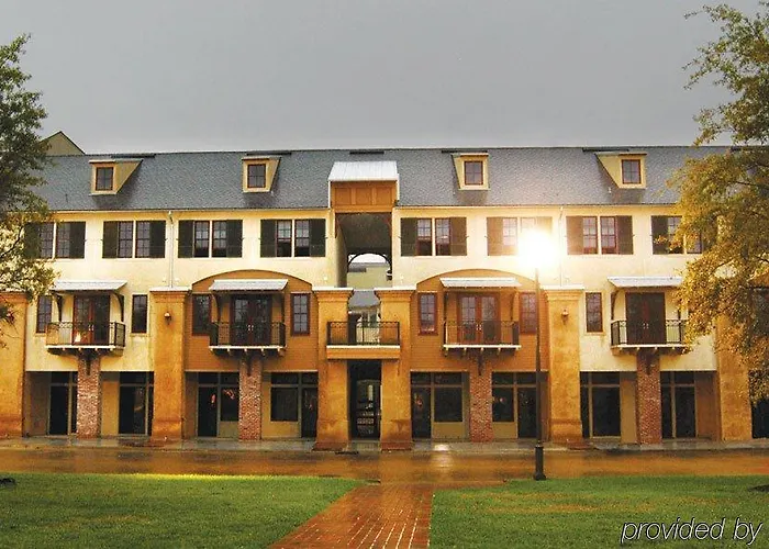 Carriage House Hotel Lafayette
