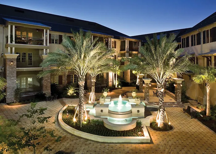 Carriage House 3* Lafayette